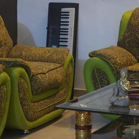 Au Coeur De Ouidah 2 Apartment Luaran gambar